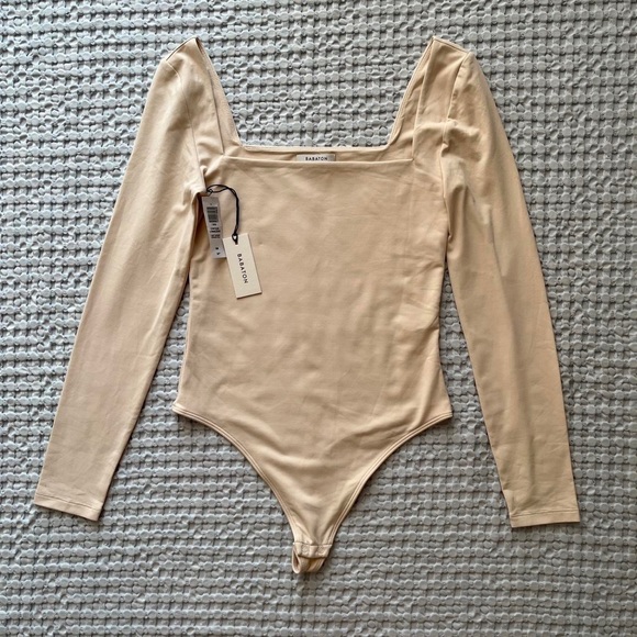 Aritzia Babaton Contour Bodysuit - Picture 2 of 4